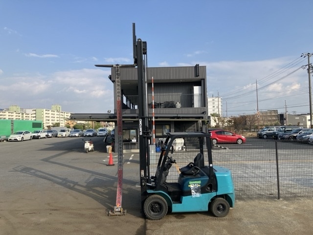 Xe nâng dầu Nhật Bãi 2.5T SUMITOMO model 11FD25PAXIII24D 16