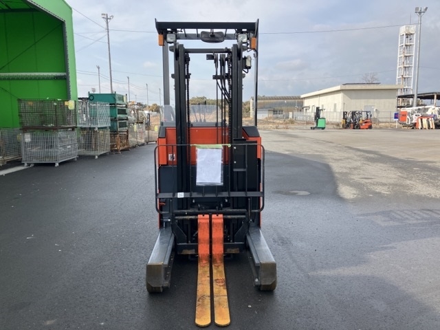 Xe nâng điện cũ đứng lái 1.3T TOYOTA 8FBRK13 13