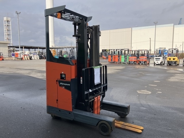 Xe nâng điện cũ đứng lái 1.3T TOYOTA 8FBRK13 15